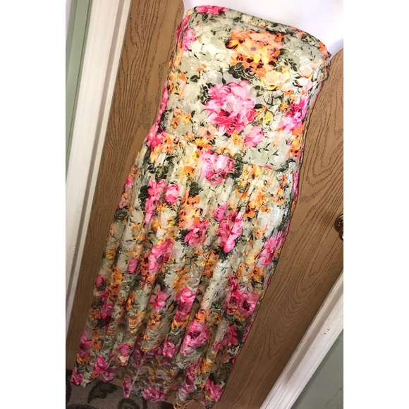 Dots Dresses & Skirts - Floral lace high low dress